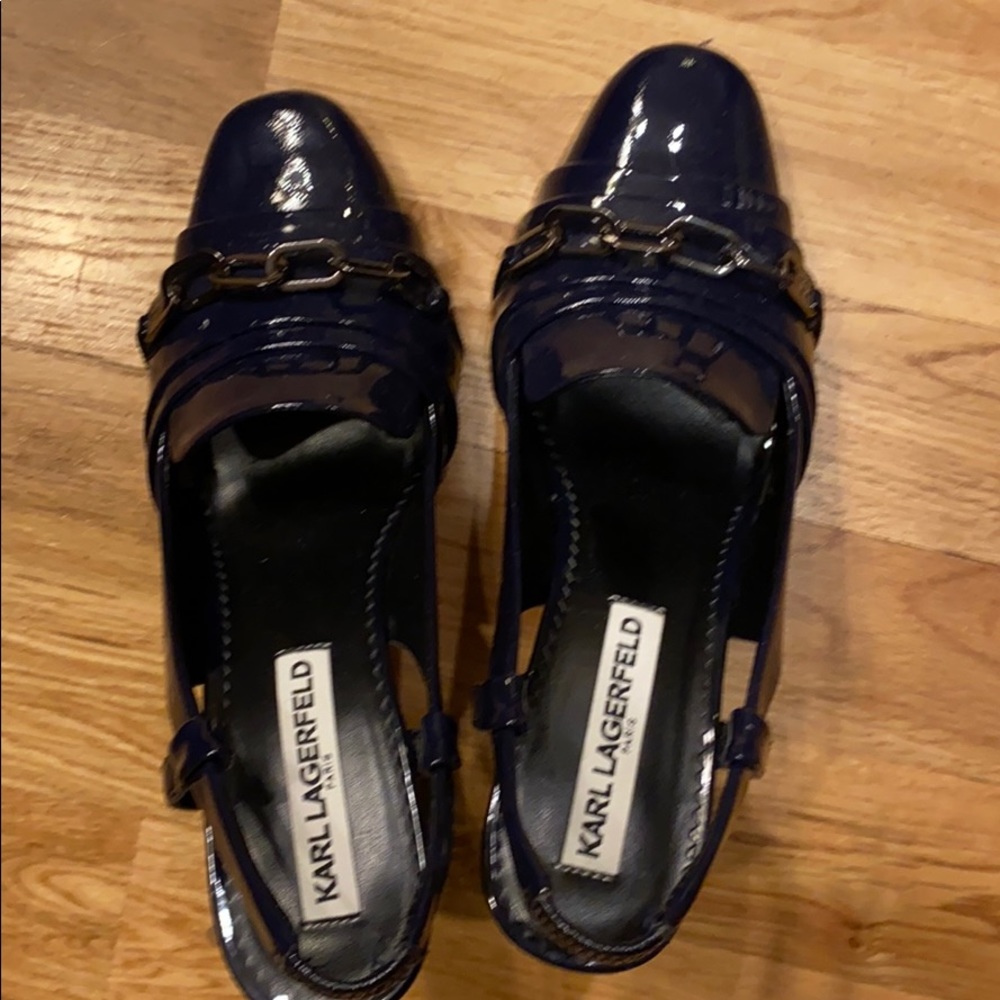 Like NEW blue patent leather Karl Lagerfeld shoe